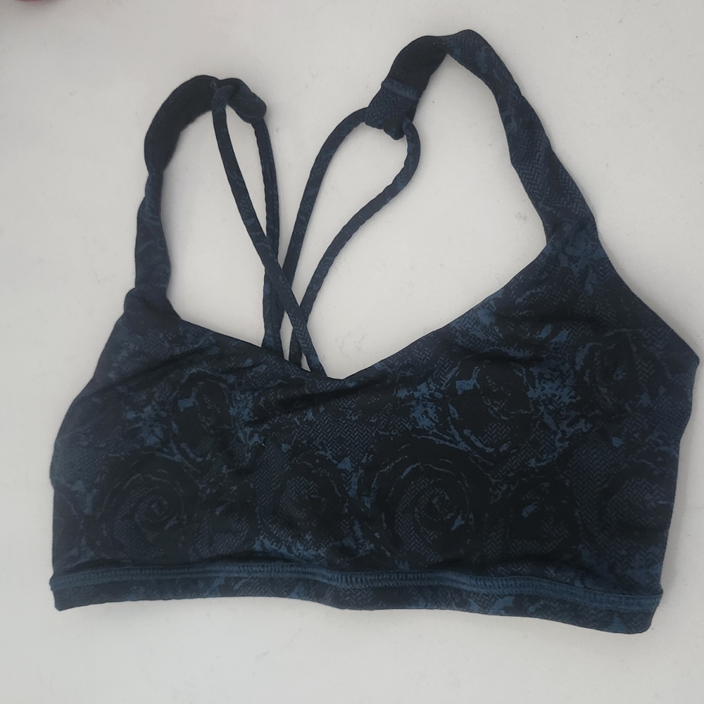 Lululemon Sports Bra Size 2